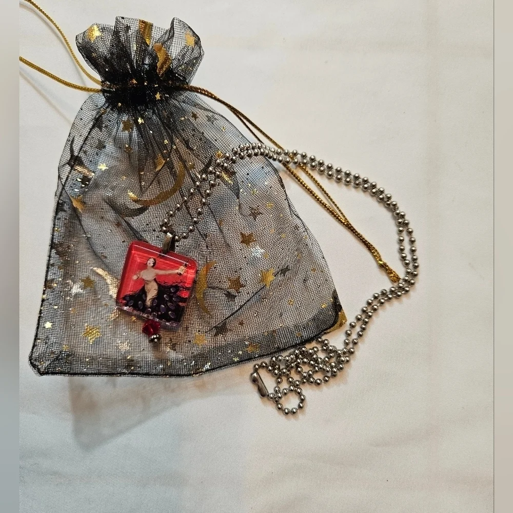 Hand Crafted vintage necklace handmade red & purple paper resin art ball chain
